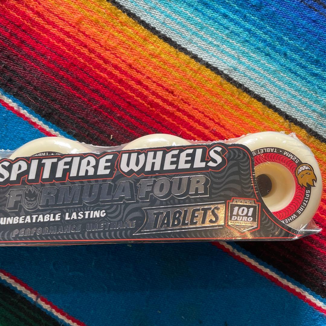 SPITFIRE フォーマル4タブレット52mm101aウィール定価¥9,130