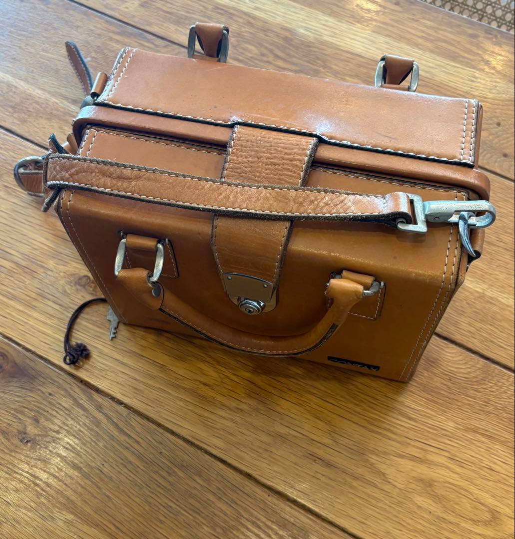 希少！CONTAX コンタックス ZEISS 西ドイツ 純正 本革カメラバッグ