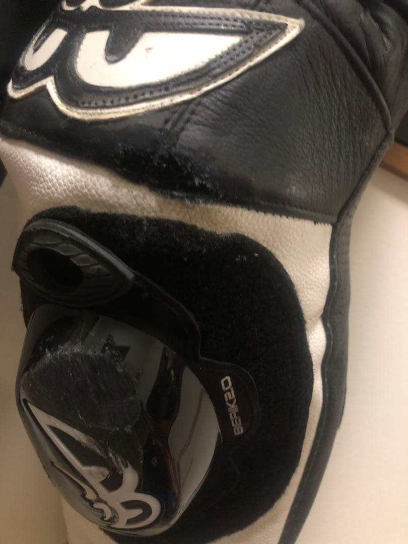 レーシングスーツ　54サイズ　ベリック