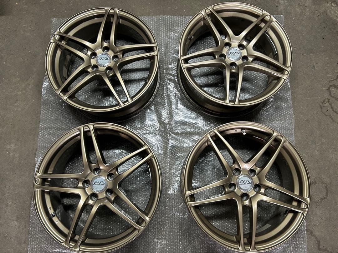 AVS モデル5 17×7J +35 PCD100ブレンボ 対応 4本セット