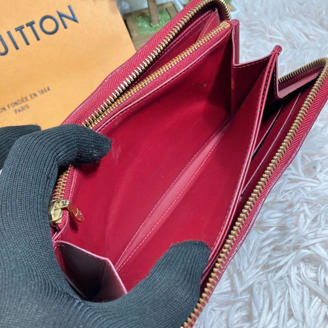 美品 ルイヴィトン ヴェルニ エナメル ジッピーウォレット レッド パテント