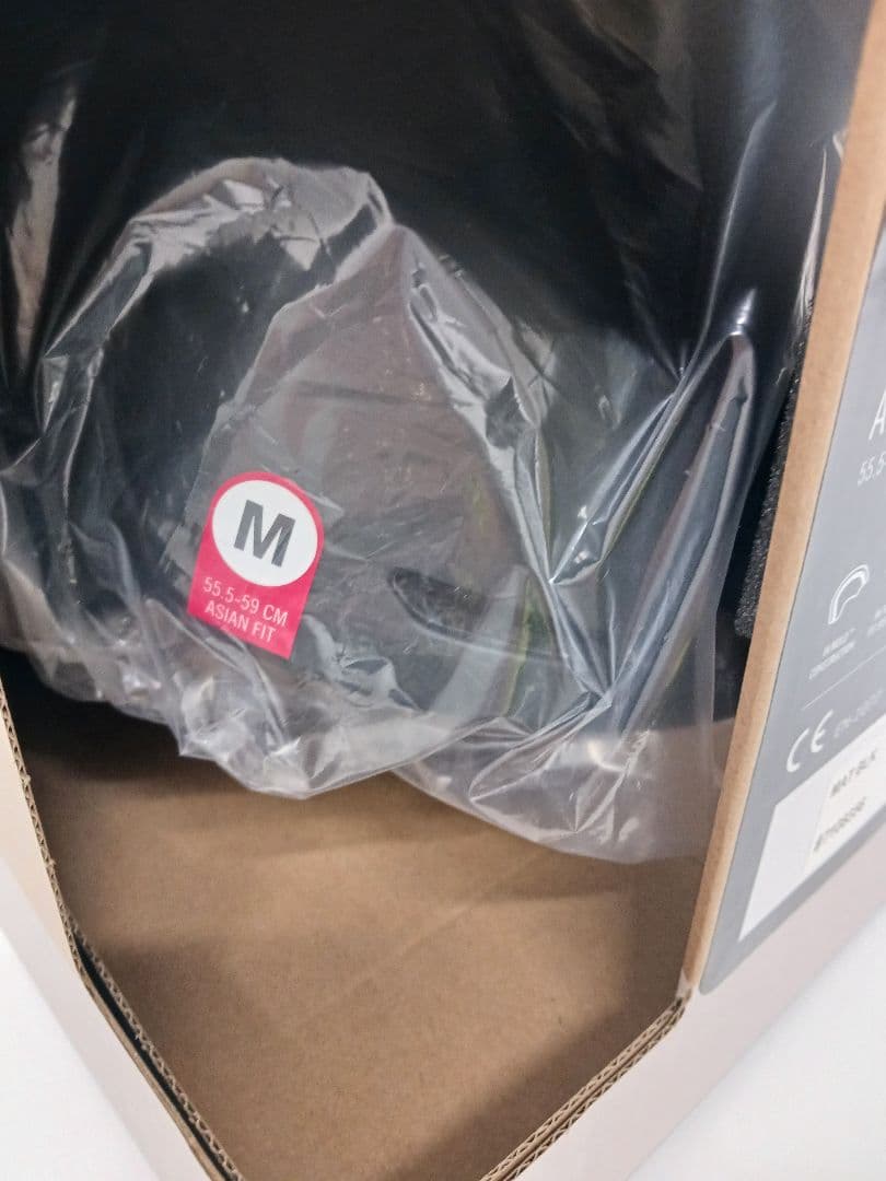 新品未開封 GIRO ジロ Neo ネオ ヘルメット Mサイズ 定価23,100