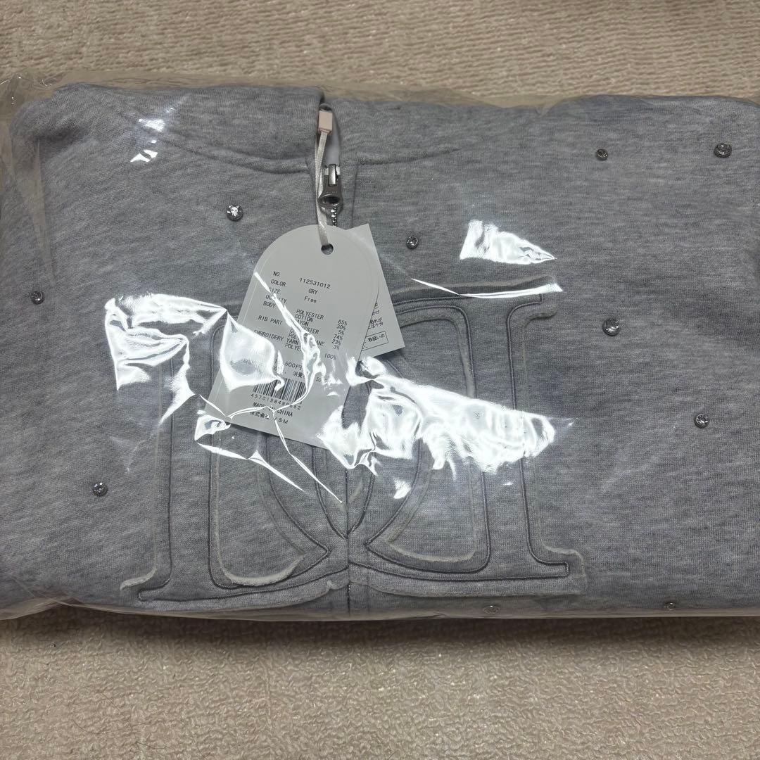 ダーリッチ darich ロゴビジューパーカー　グレー