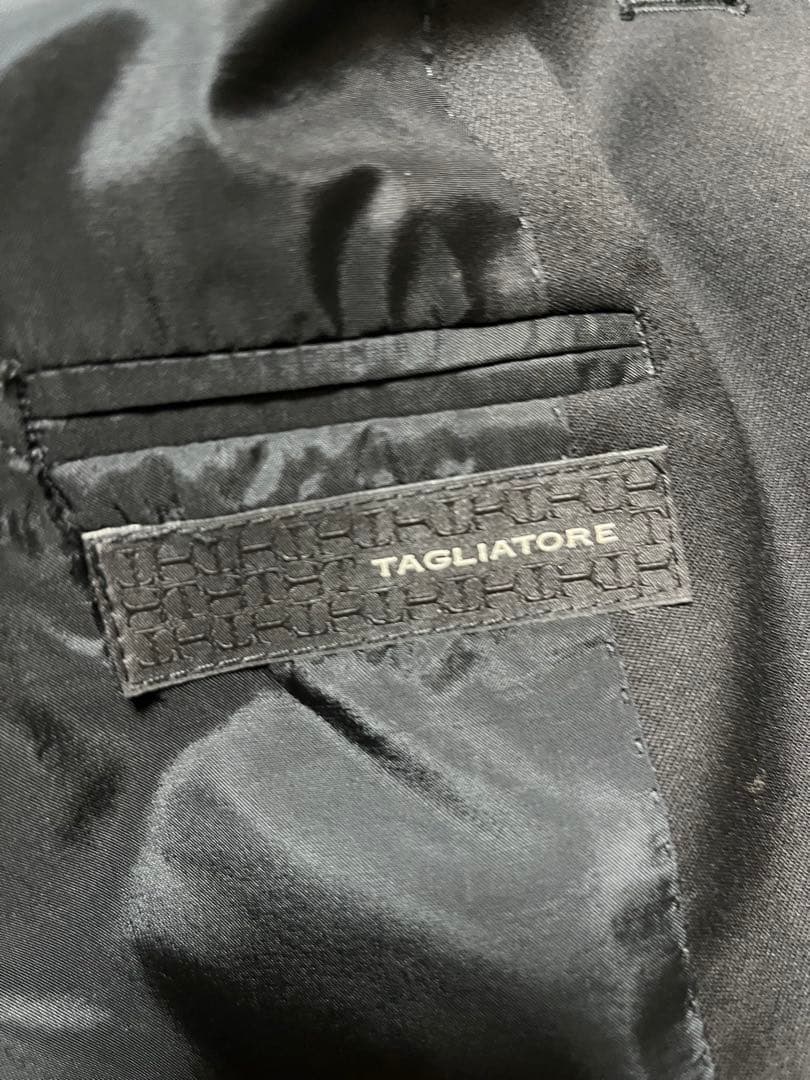 TEKESH タリアトーレ　ブラック　スリーピース