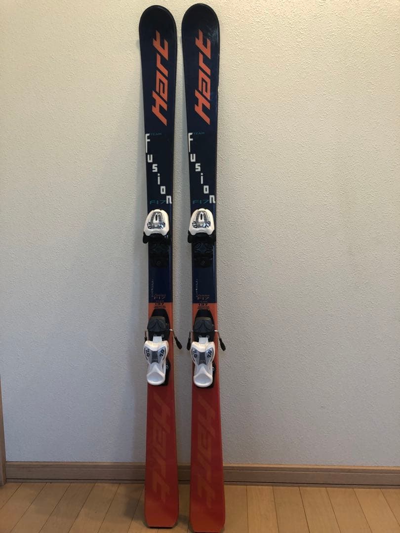 Hart F17 Jr.モーグルスキー 板137cm MARKER 70