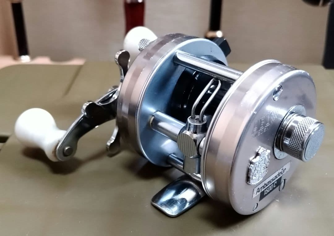 ABU Ambassadeur 1500 C ベイトリール