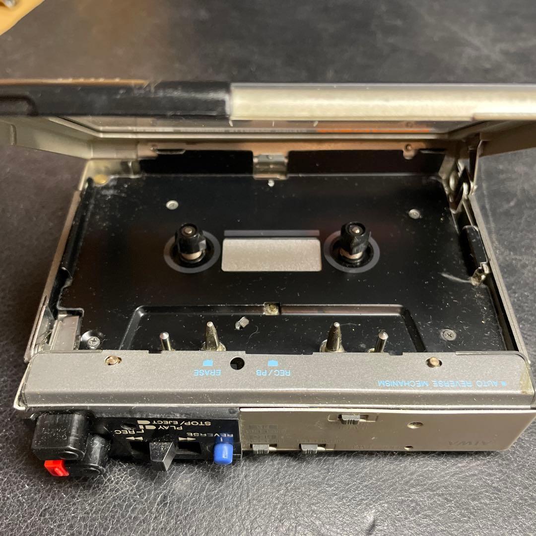 AIWA カセットボーイHS-F2 カセットプレーヤー オートリバース　ジャンク