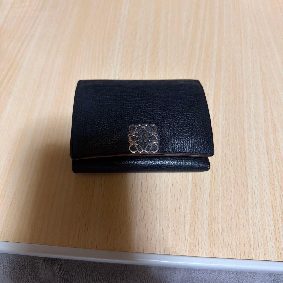 ロエベ 三つ折り財布