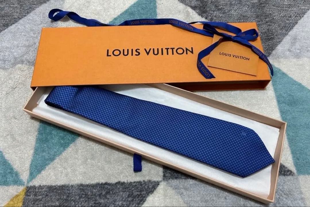 D*A様 LOUIS VUITTON ネクタイ