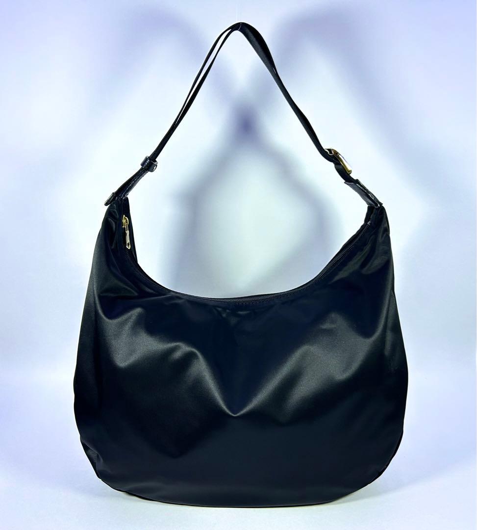 レア✨russet クラウズナイロンラウンドビッグショルダーバッグ ゴールド金具