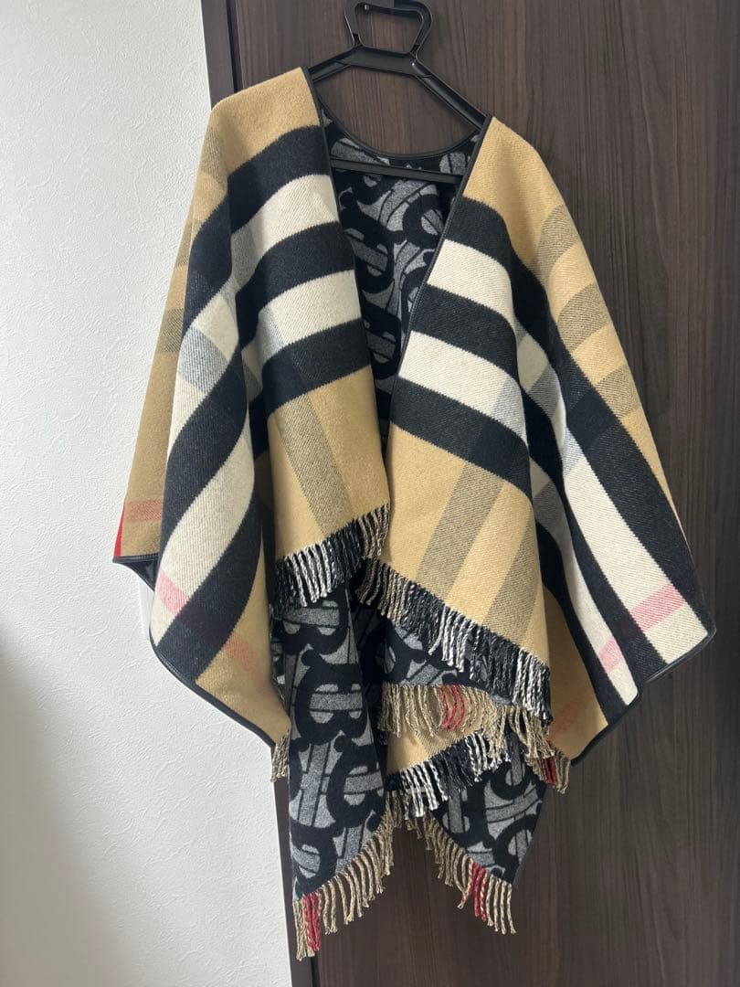 BURBERRY ポンチョ
