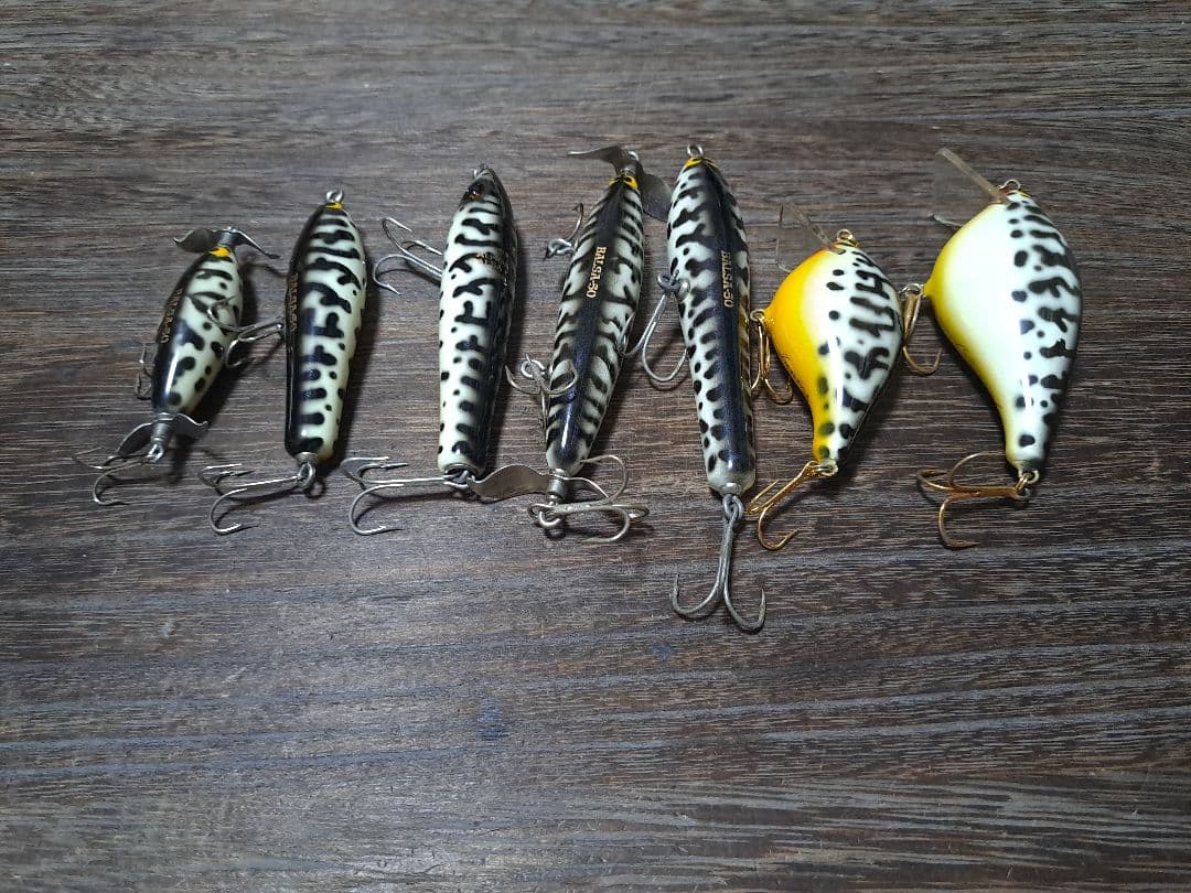 実釣未使用　美品　バルサ50　ホワイトコーチドッグ　7個セット　オリオリ　フグ