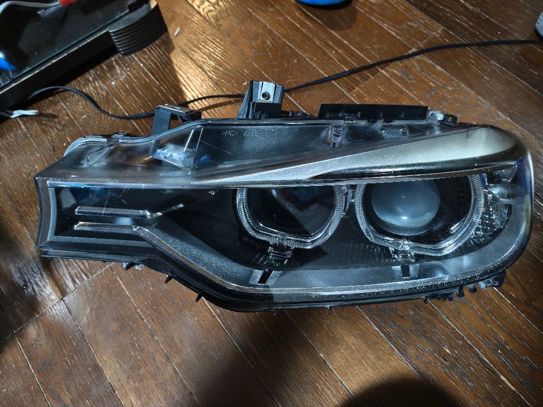  ヘッドライト　左