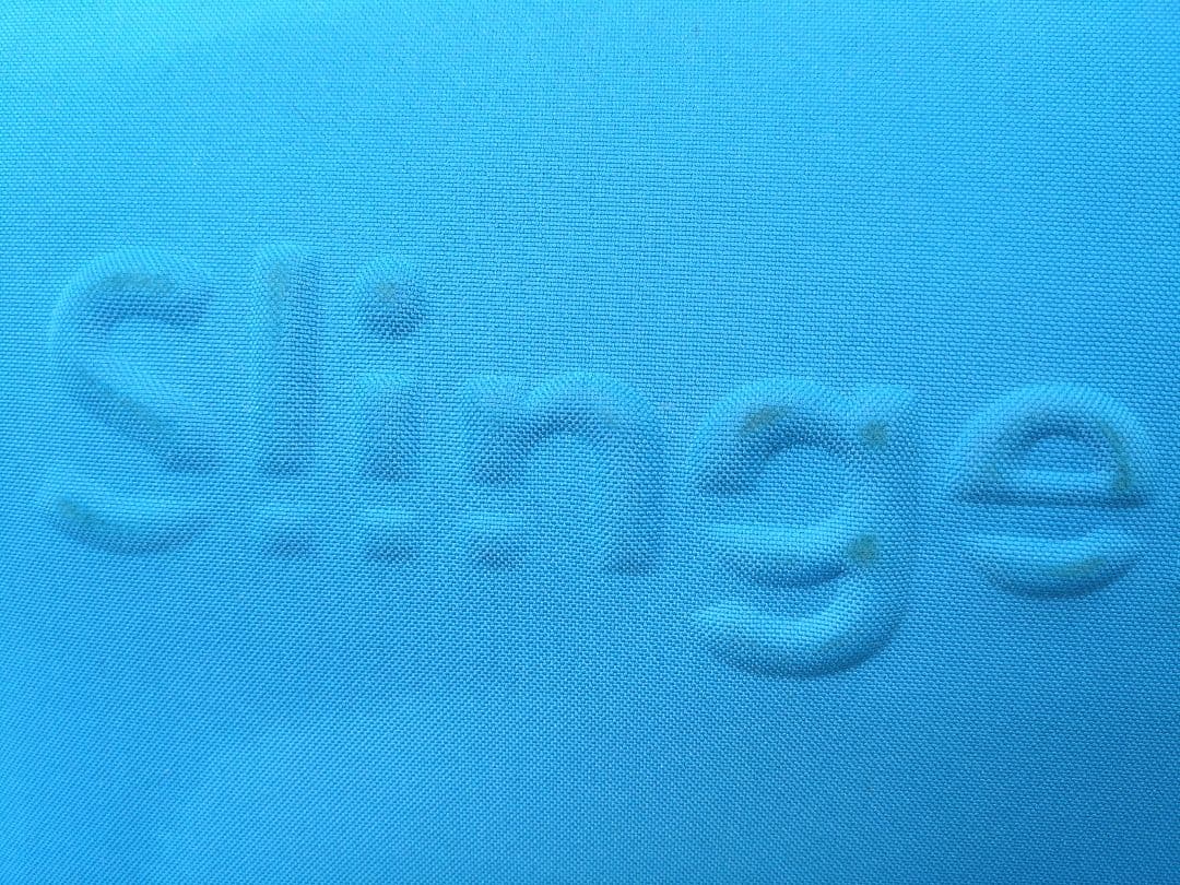 Slinger テニスバッグ 大型 青/黒 キャリー付き