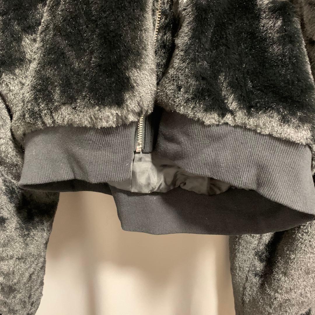 Amilige ネコ耳ハートロゴ刺繍ZIPショートファーコート