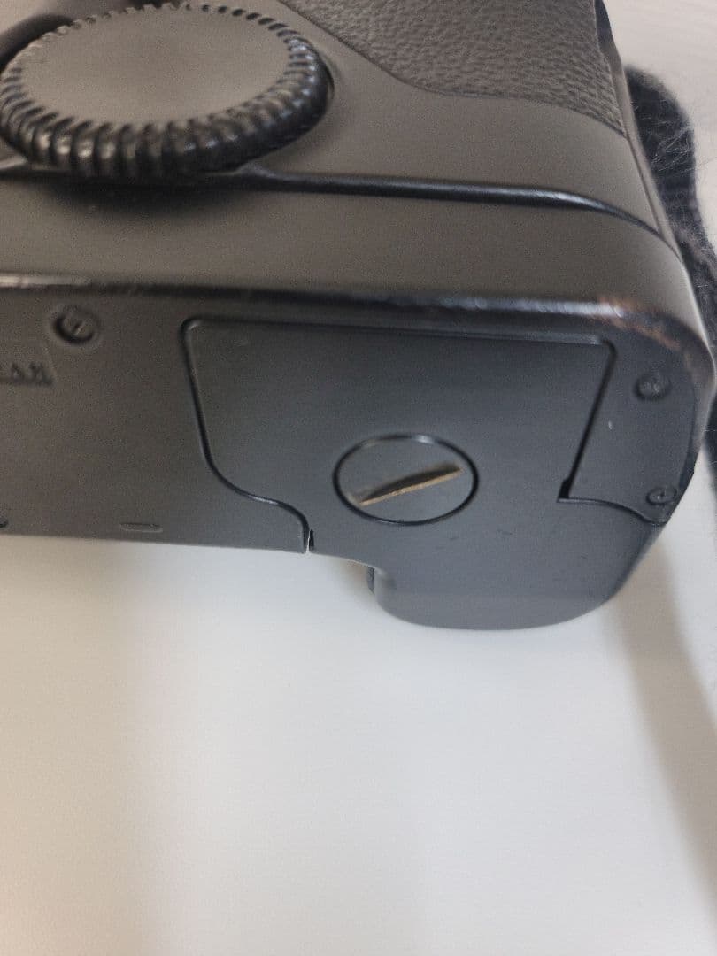 Canon EOS-1 一眼レフカメラ 本体とケース