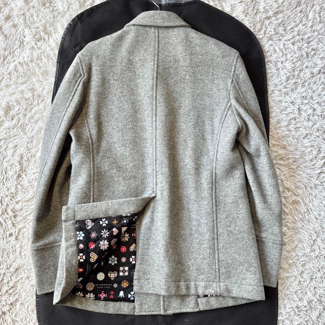 極美品　バーバリーブラックレーベル　中綿　銀ボタン　ピーコート　モノグラム　M