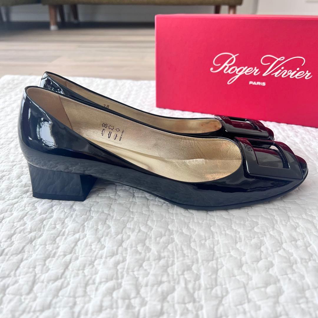 ロジェ ヴィヴィエ パテントレザー パンプス 38 ブラック バック
