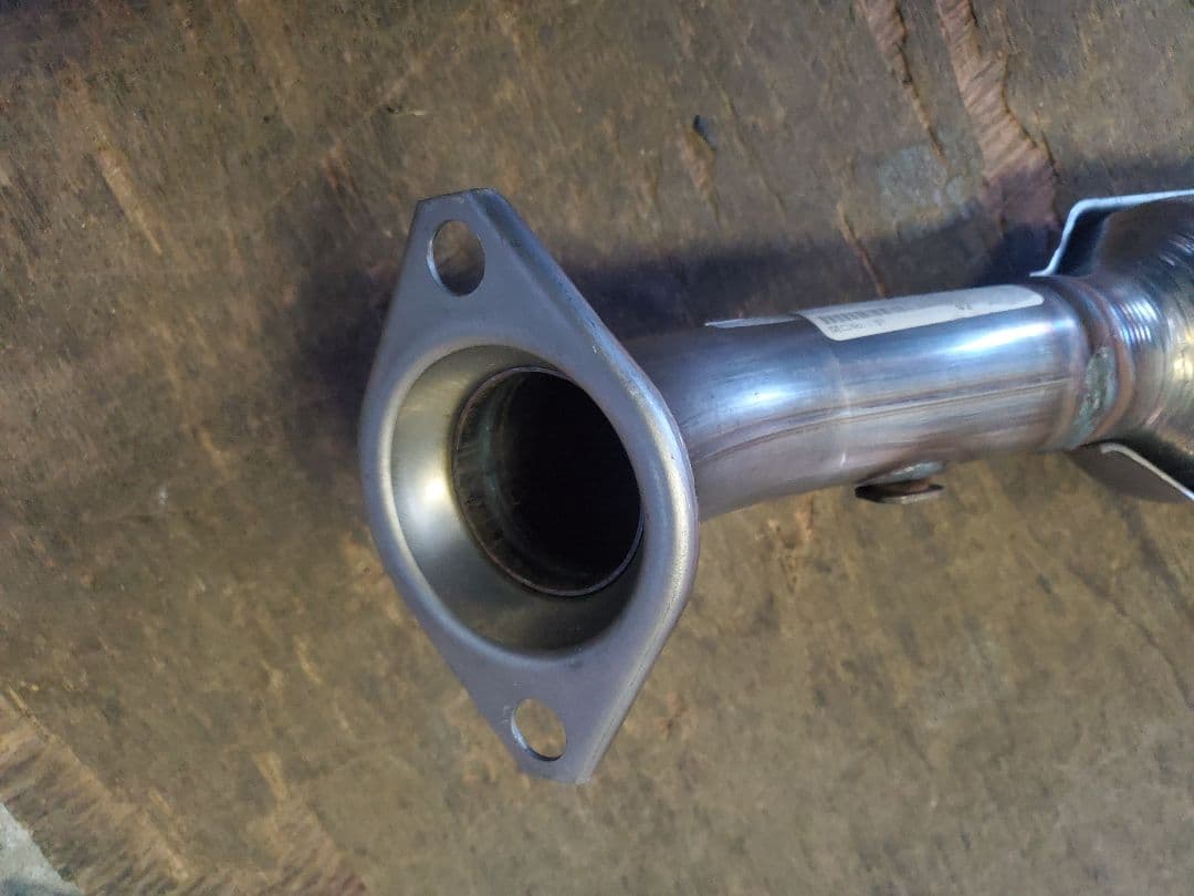 新品　純正　プリウス　50 触媒　エキゾーストパイプ　フロントパイプ