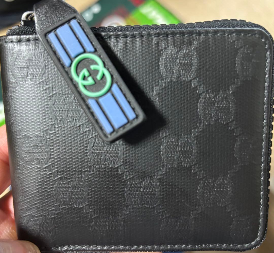 超美品 GUCCI ブラックレザー 二つ折り財布