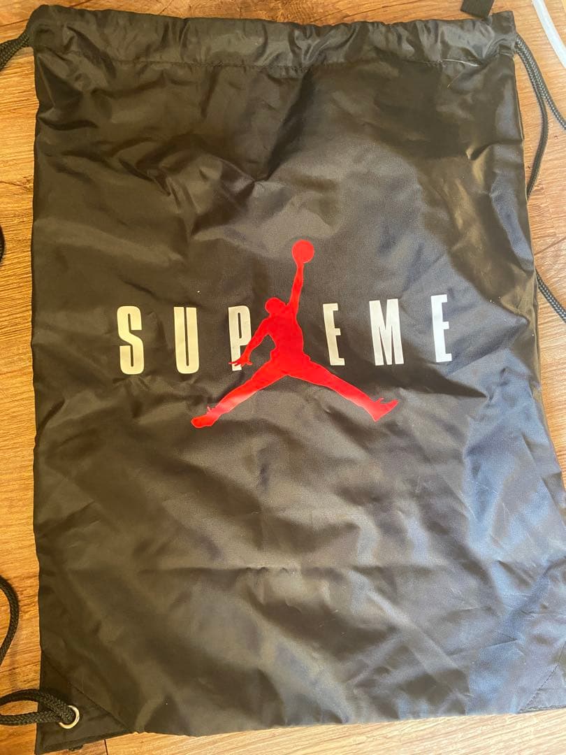 SUPREME×ジョーダン　ナップサック