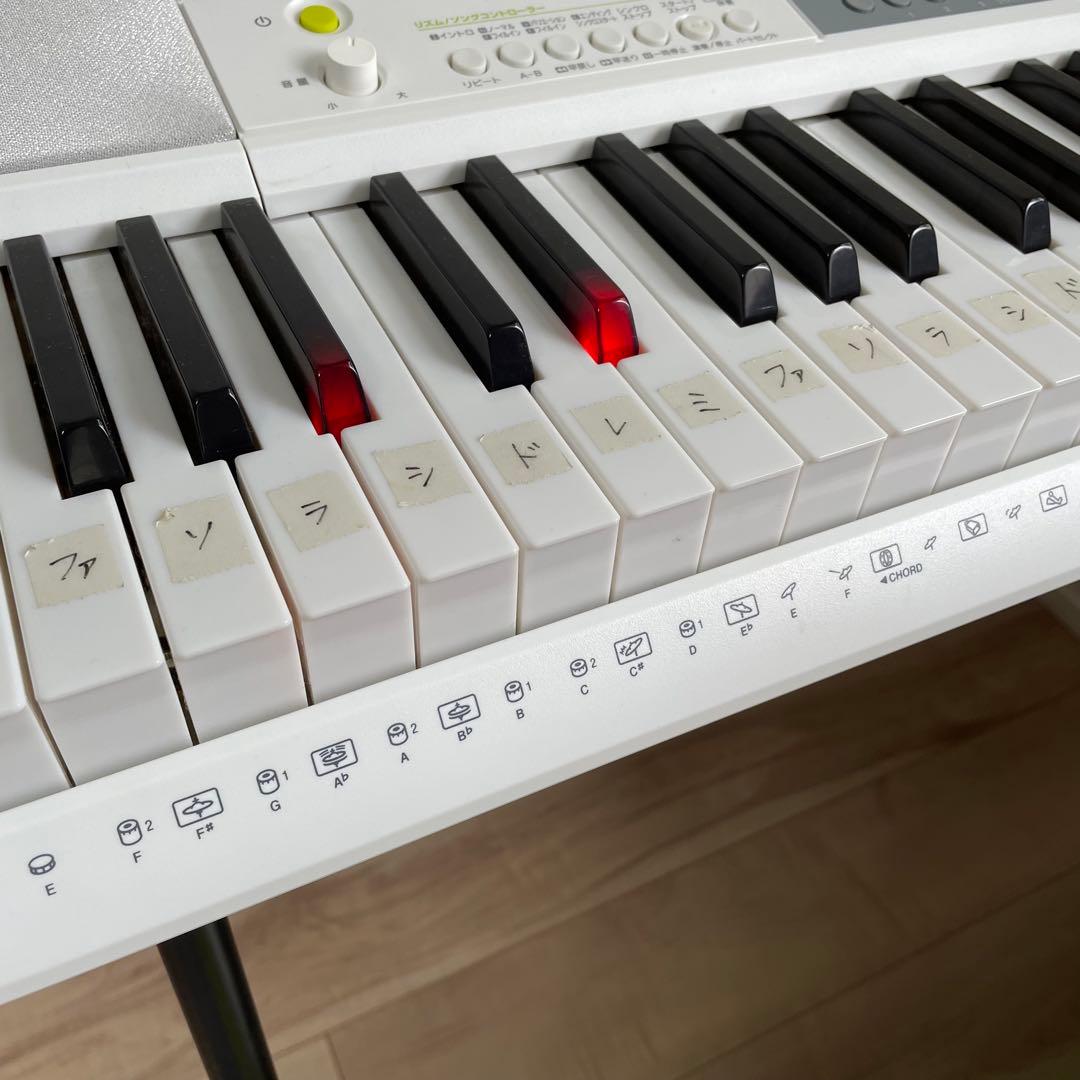 CASIO 61鍵盤 電子キーボード 光ナビゲーション LK-511 スタンド付