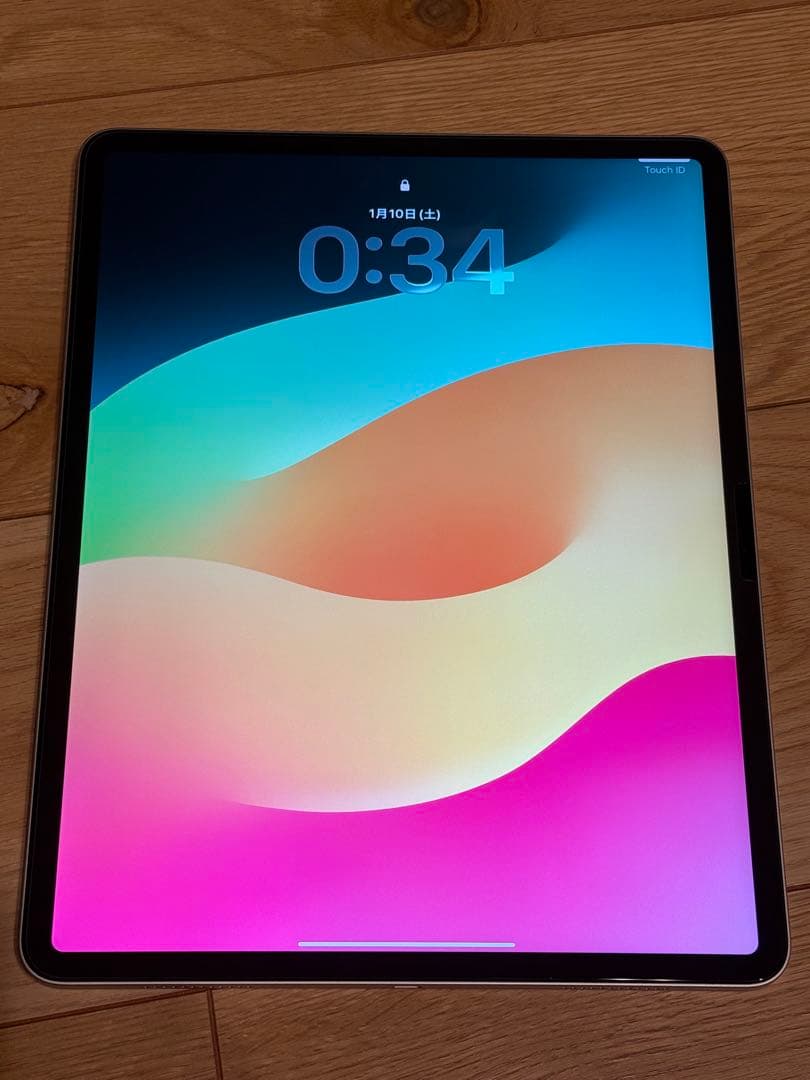 【ほぼ新品】iPad air m3 13インチ　バッテリー最大容量100%