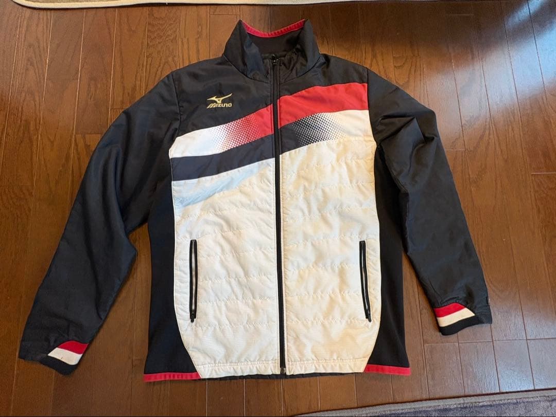 モレリア　セットアップ サイズO 美品