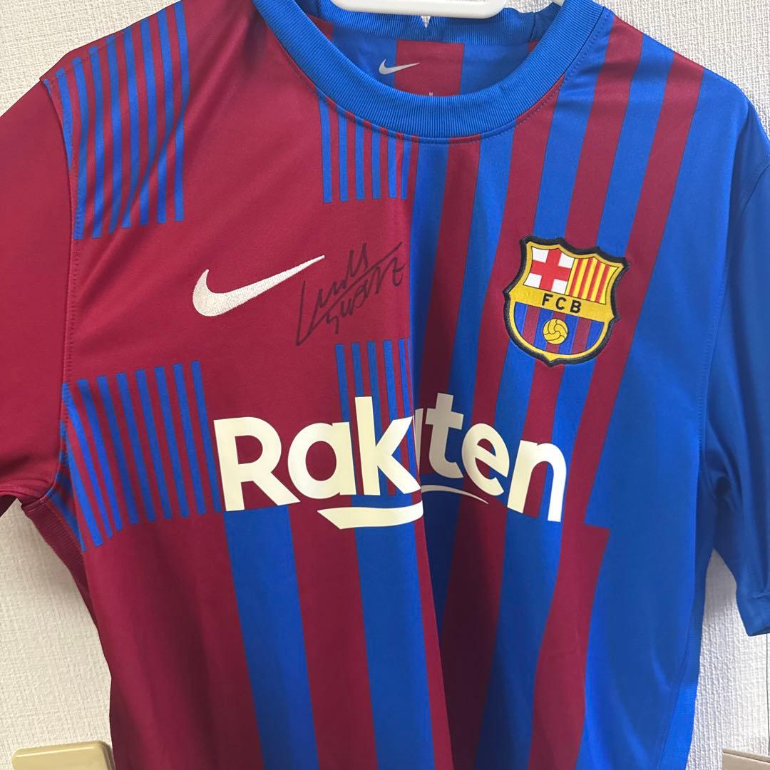 ア*ー様 ルイススアレス直筆サイン入り　バルセロナ　ユニフォーム