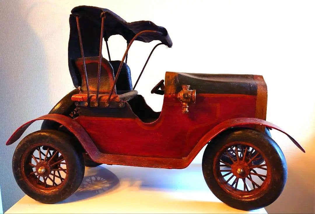 イ*イ様 フォードビンテージモデルカー