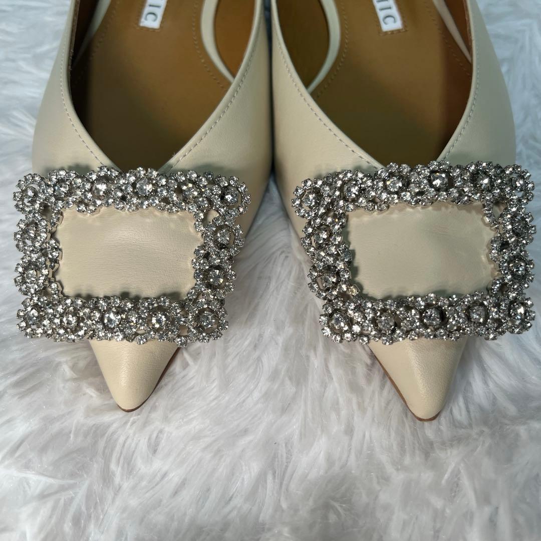 ✨新品未使用✨PIPPICHICピッピシック　バックル　レザー　ベージュ　完売品