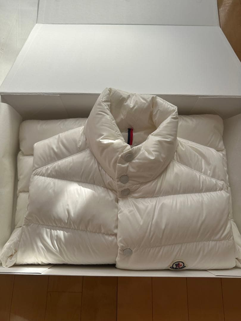 MONCLER ダウンベスト 白 TIBB サイズ0 新品未使用