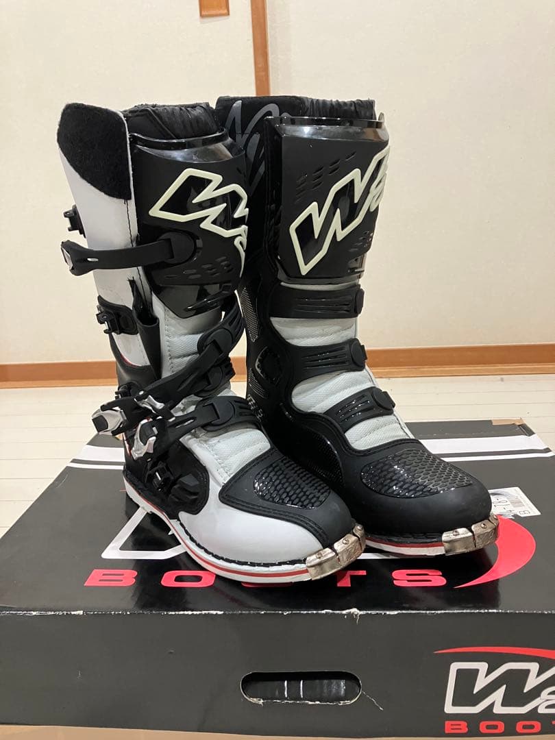 W2 バイクブーツ ブラック/ホワイト