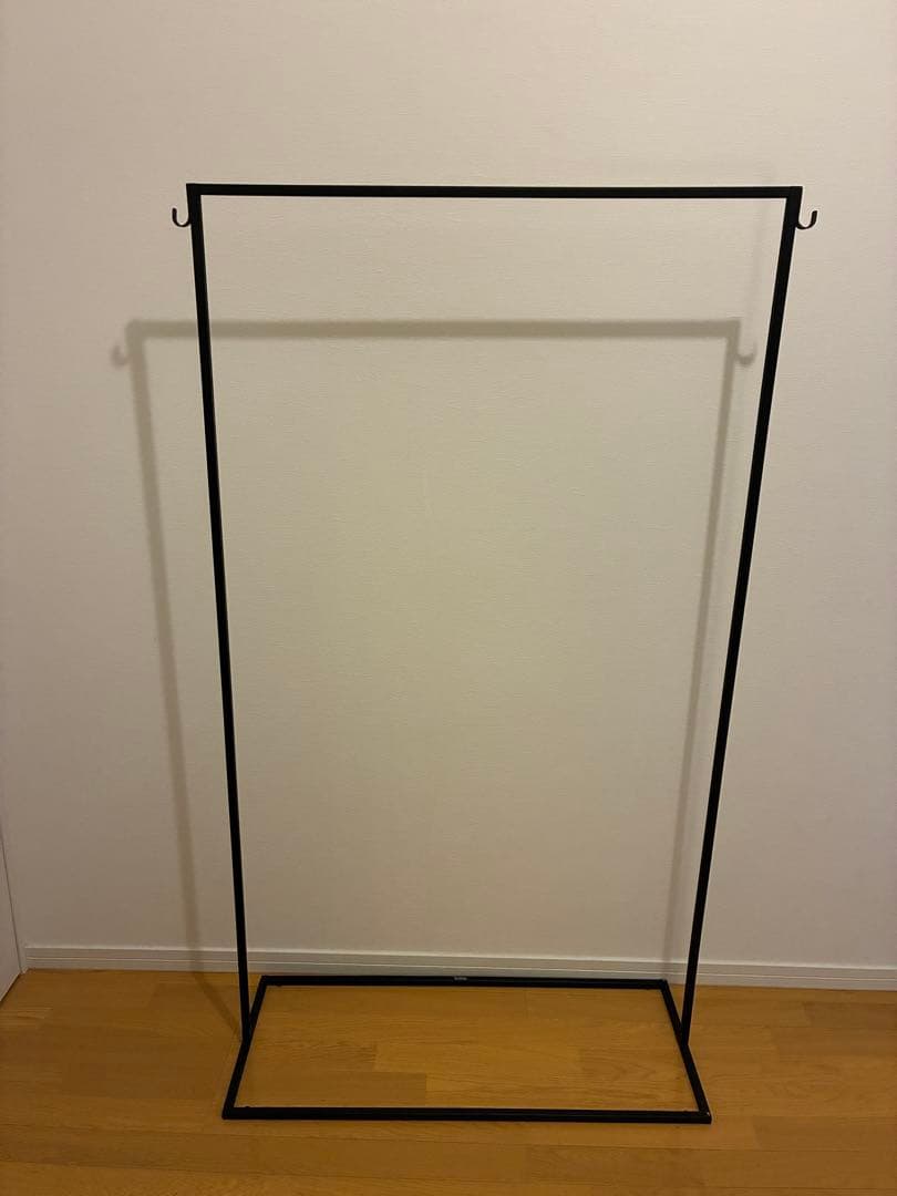 Zara  ハンガーラック