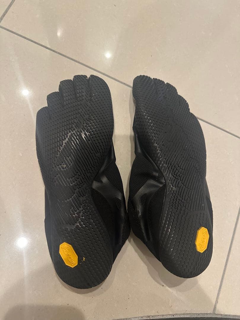 Vibram FiveFingers シューズ 24.5