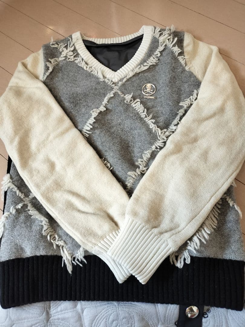 マークアンドロナ♥️防風裏地付きニット