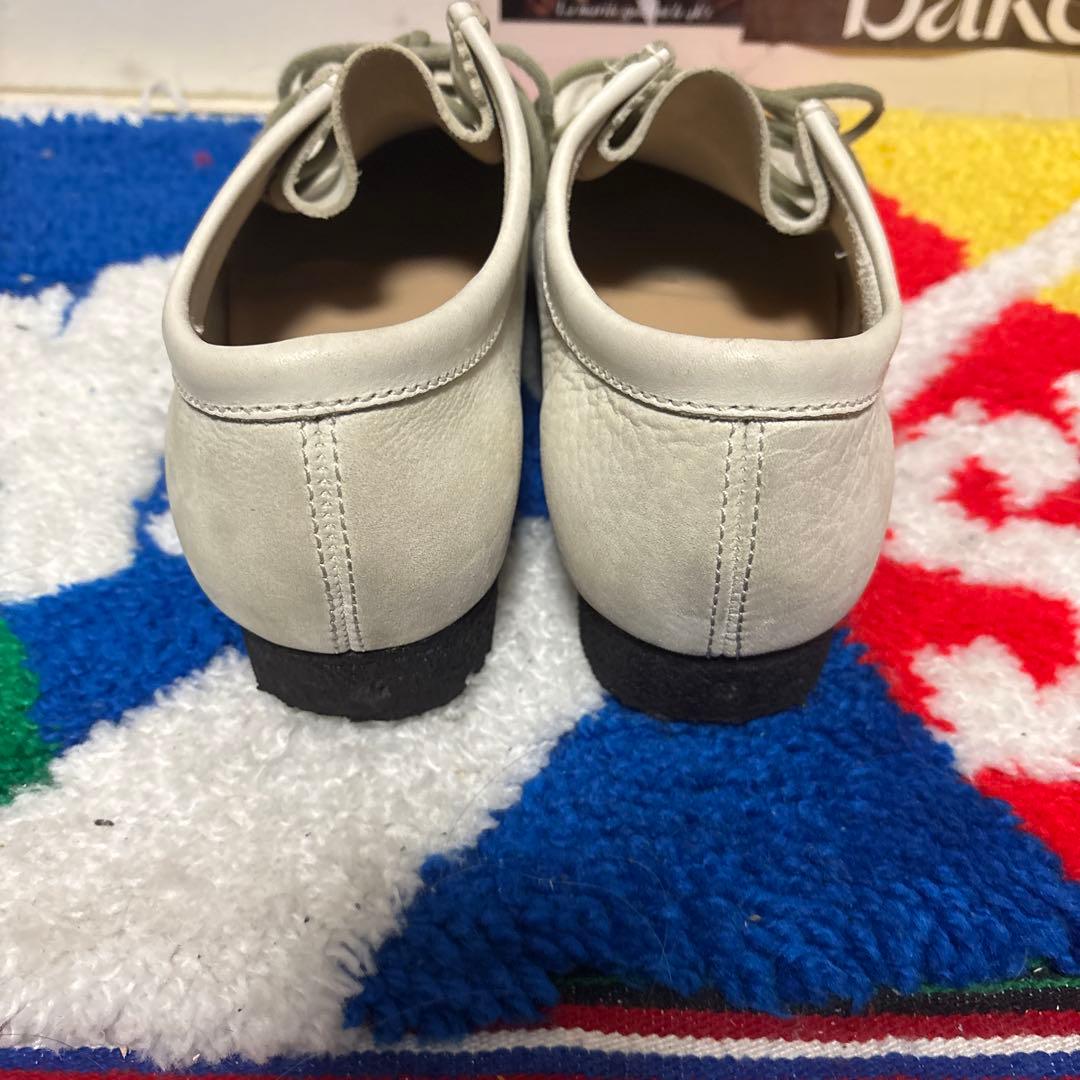 Clarks ワラビー　ホワイト