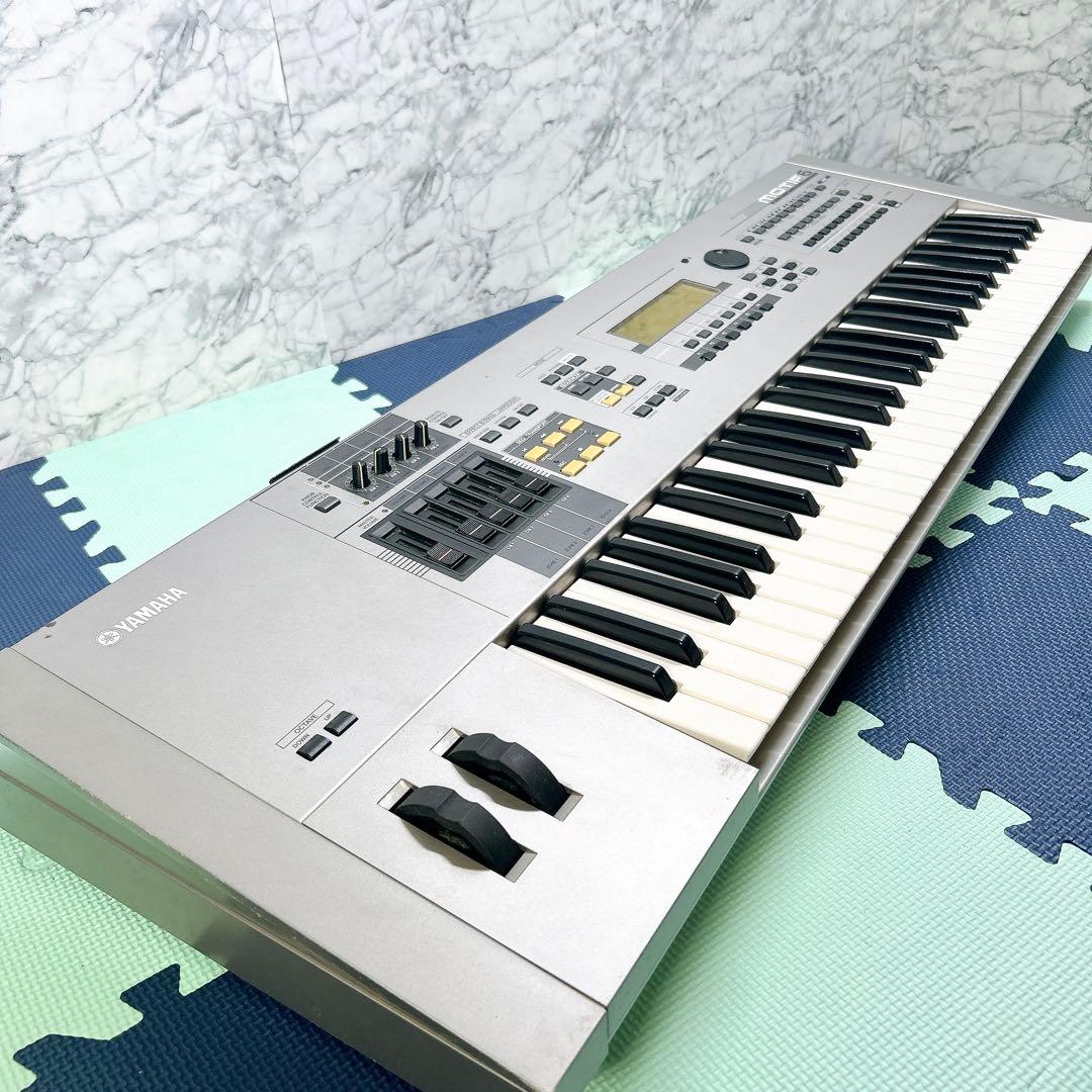 YAMAHA MOTIF6 シンセサイザー 61キー