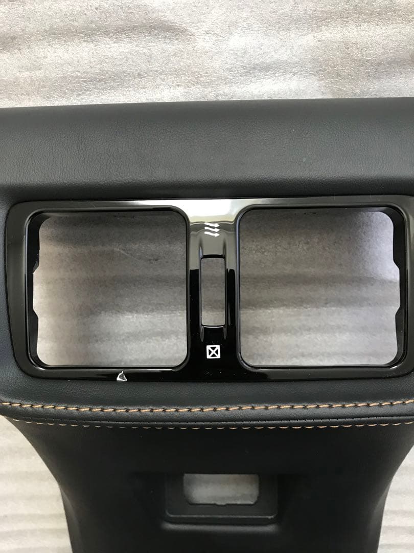 Grazioグラージオ リヤレジスターカバー ブラウンステッチ 80ハリアー