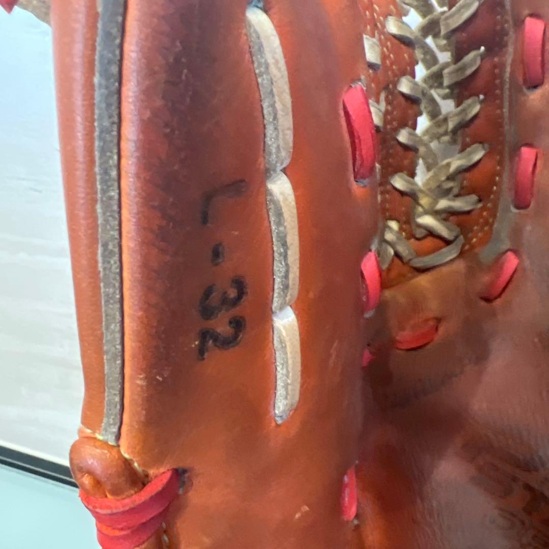 西武ライオンズ　石井義人選手実用品　ゼットプロステイタス