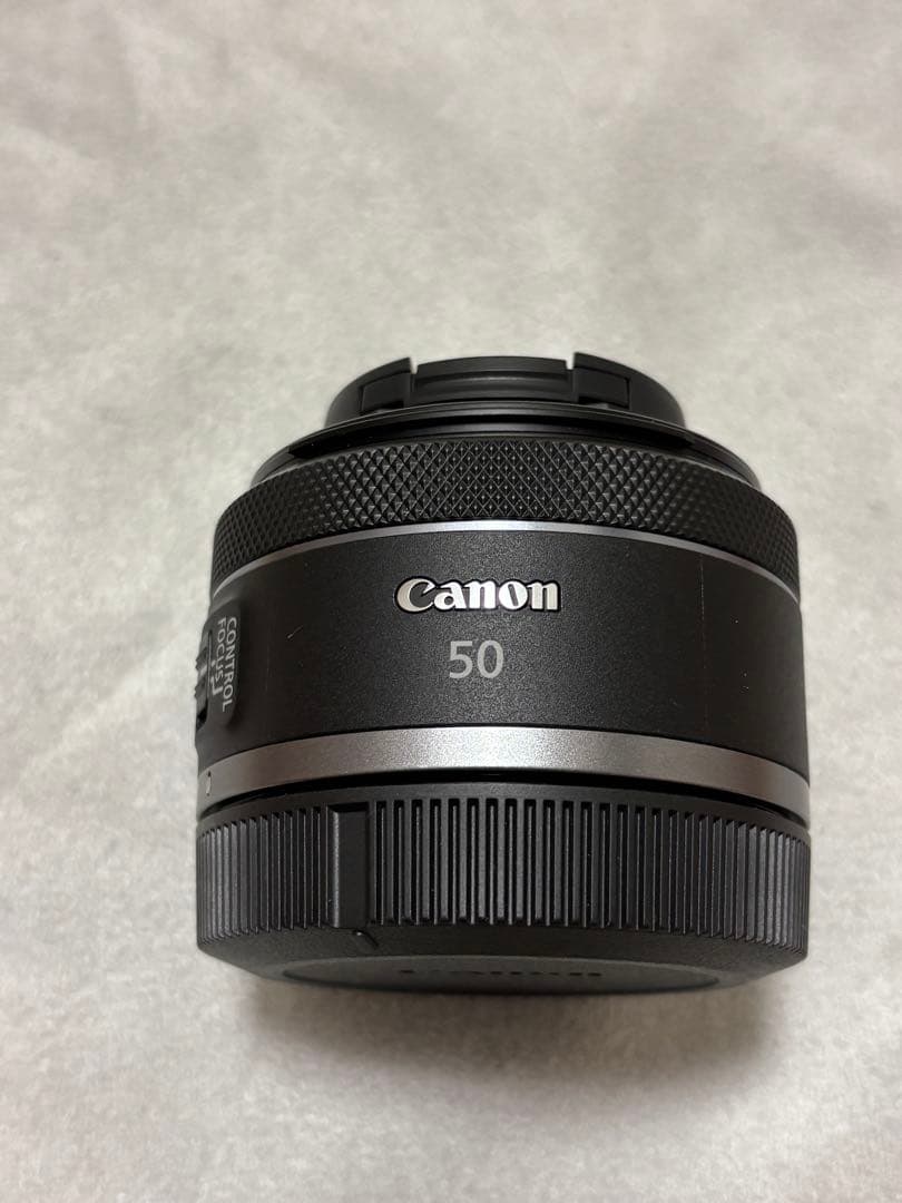 Canon RF 50mm F1.8 STM レンズ