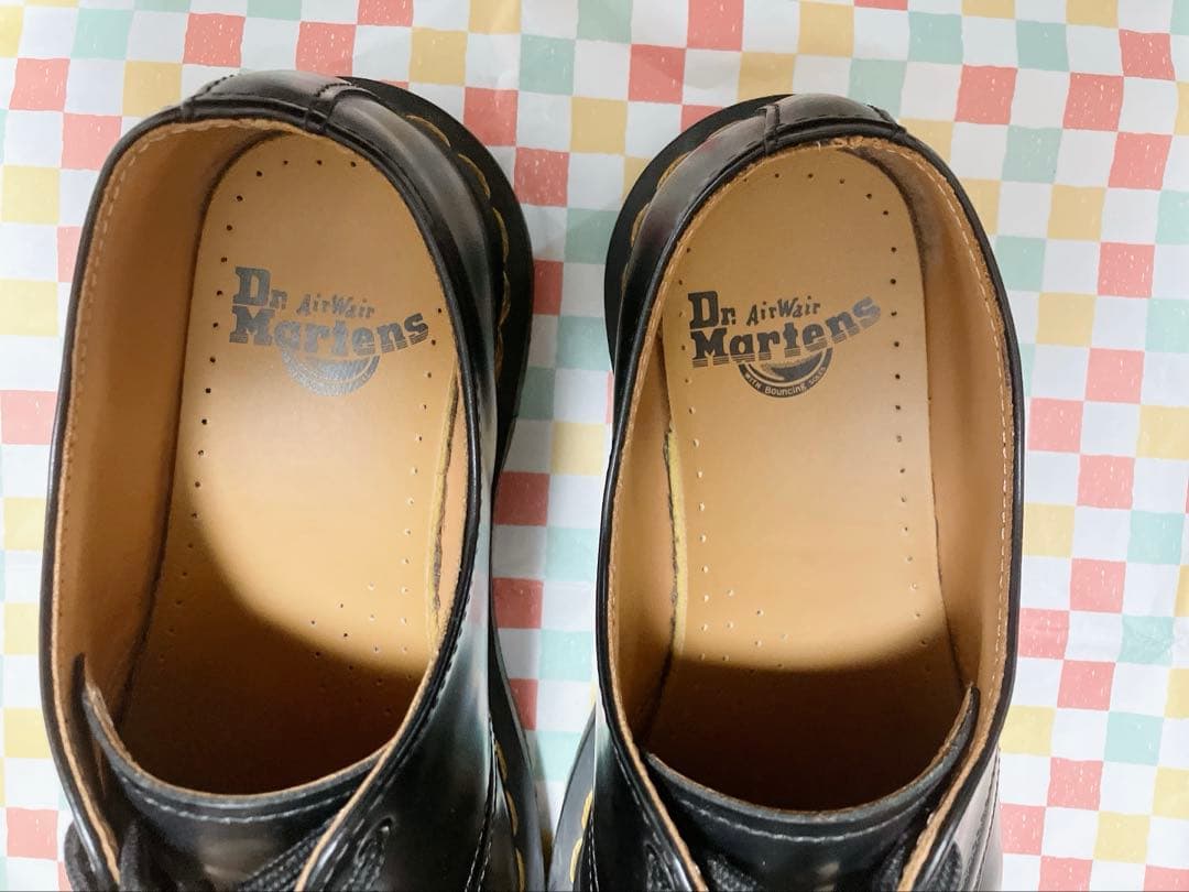 Dr. Martens, 3ホールシューズ