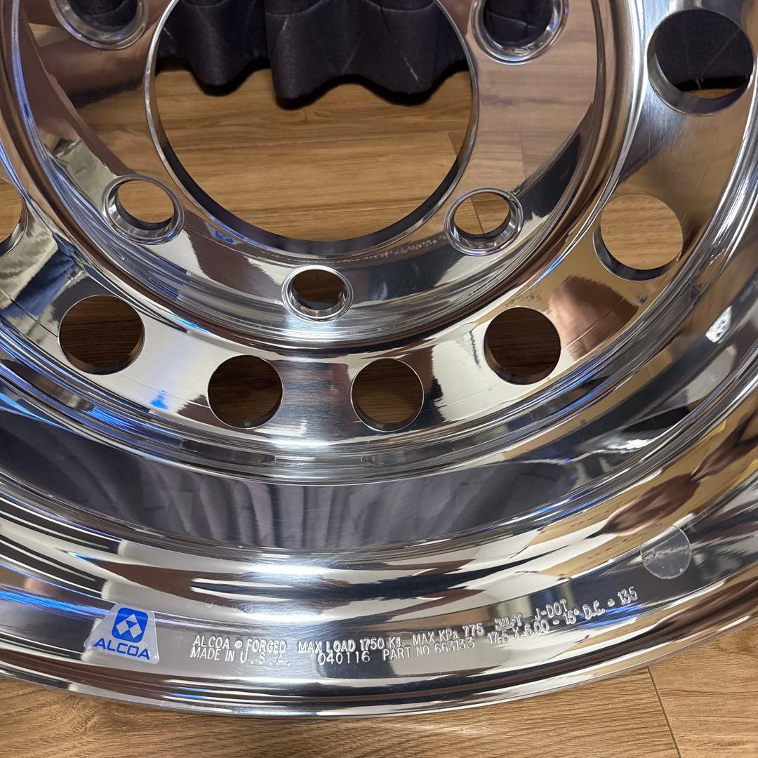 アルコア　4tアルミホイール　17.インチ