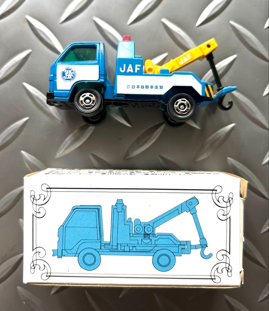 トミカ　いすゞ　エルフ　No32 JAF ロードサービス・レッカー