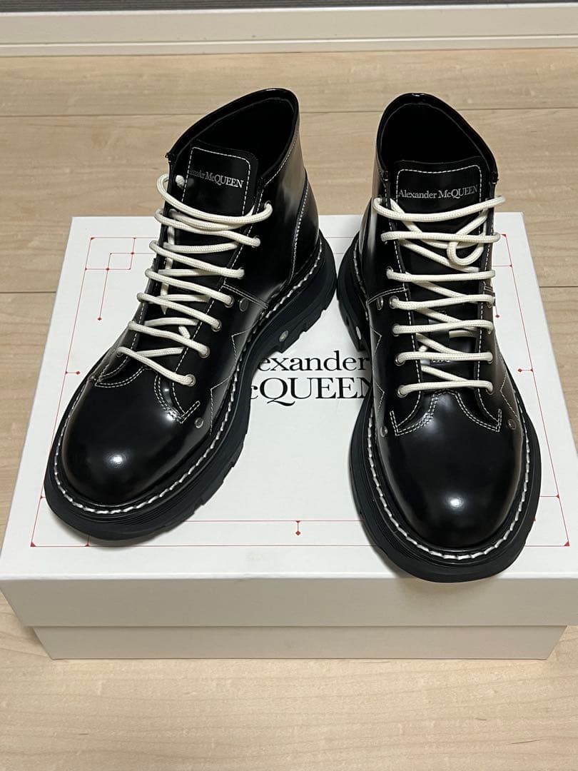 靴 AlexanderMcqueen Blackleatherankleboots
