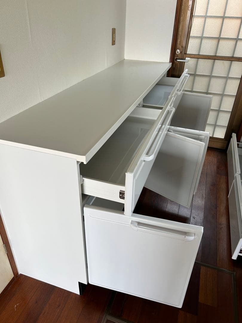 ホイ！新品未使用【タカラ】ホーローカップボード