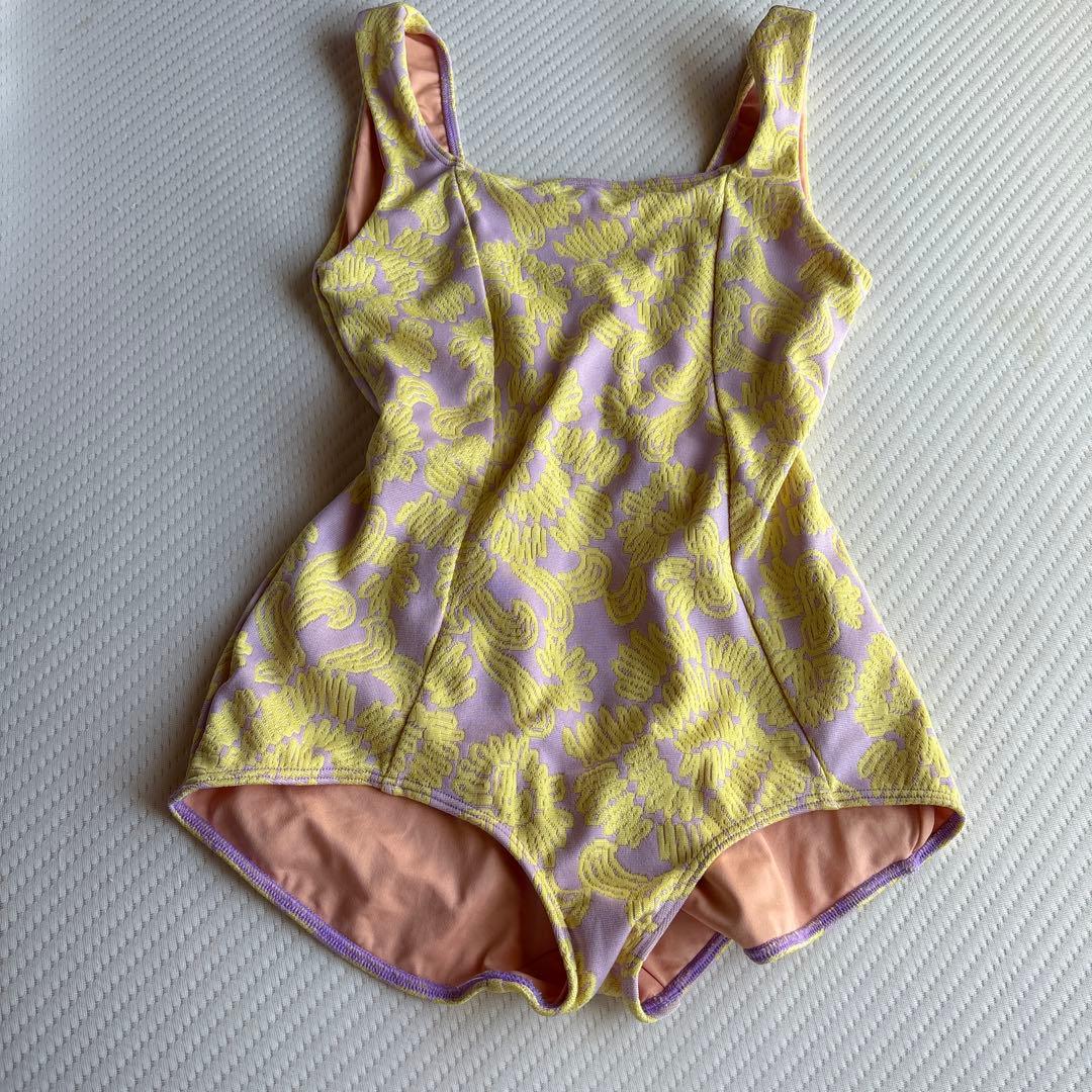 期間限定値下げseeaフラワーパターン ワンピース水着 Mサイズ