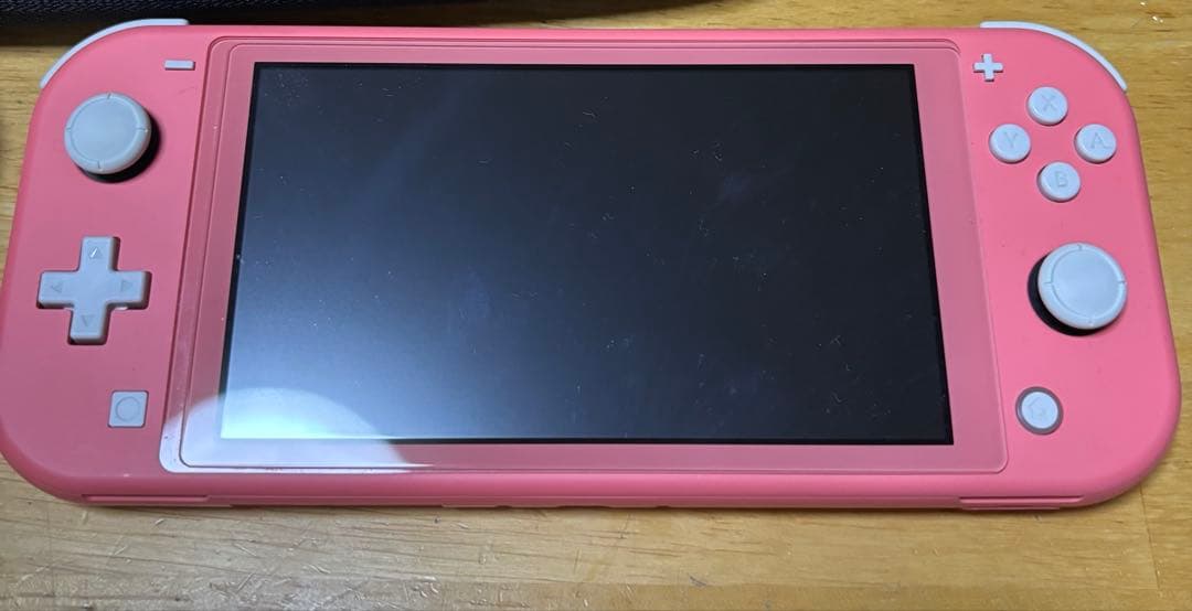 美品 Nintendo Switch Lite 本体 箱 充電器 ケース付き