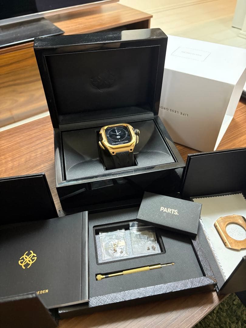 時計 GOLDEN CONCEPT ultra RST49mm