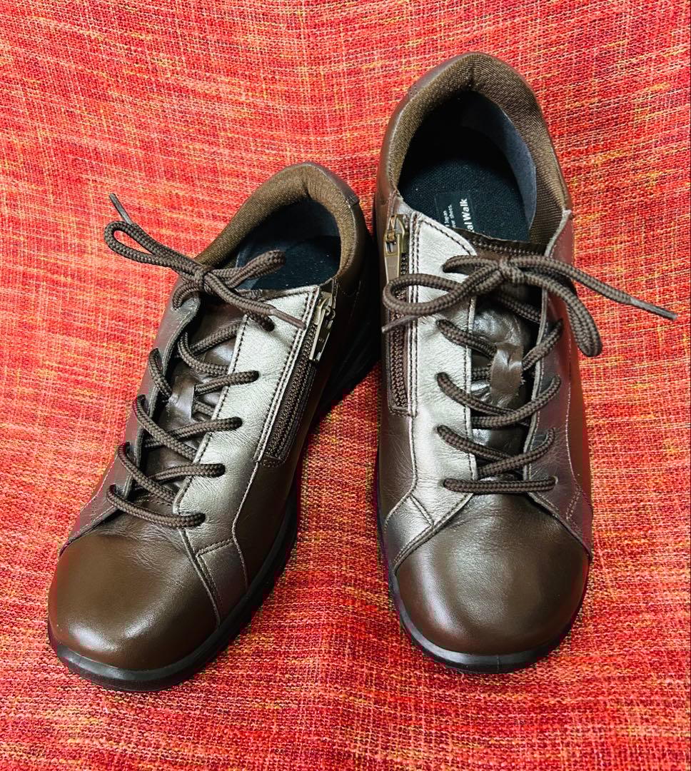 メディカルウォーク　ブラウンコンビ　23.5㎝　4E